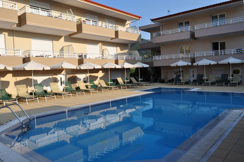 Sarti Plaza Hotel Екстериор снимка
