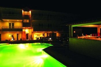 Sarti Plaza Hotel Екстериор снимка